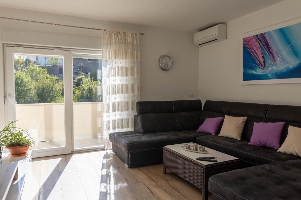 Apartman Marel Žrnovnica Exteriér fotografie