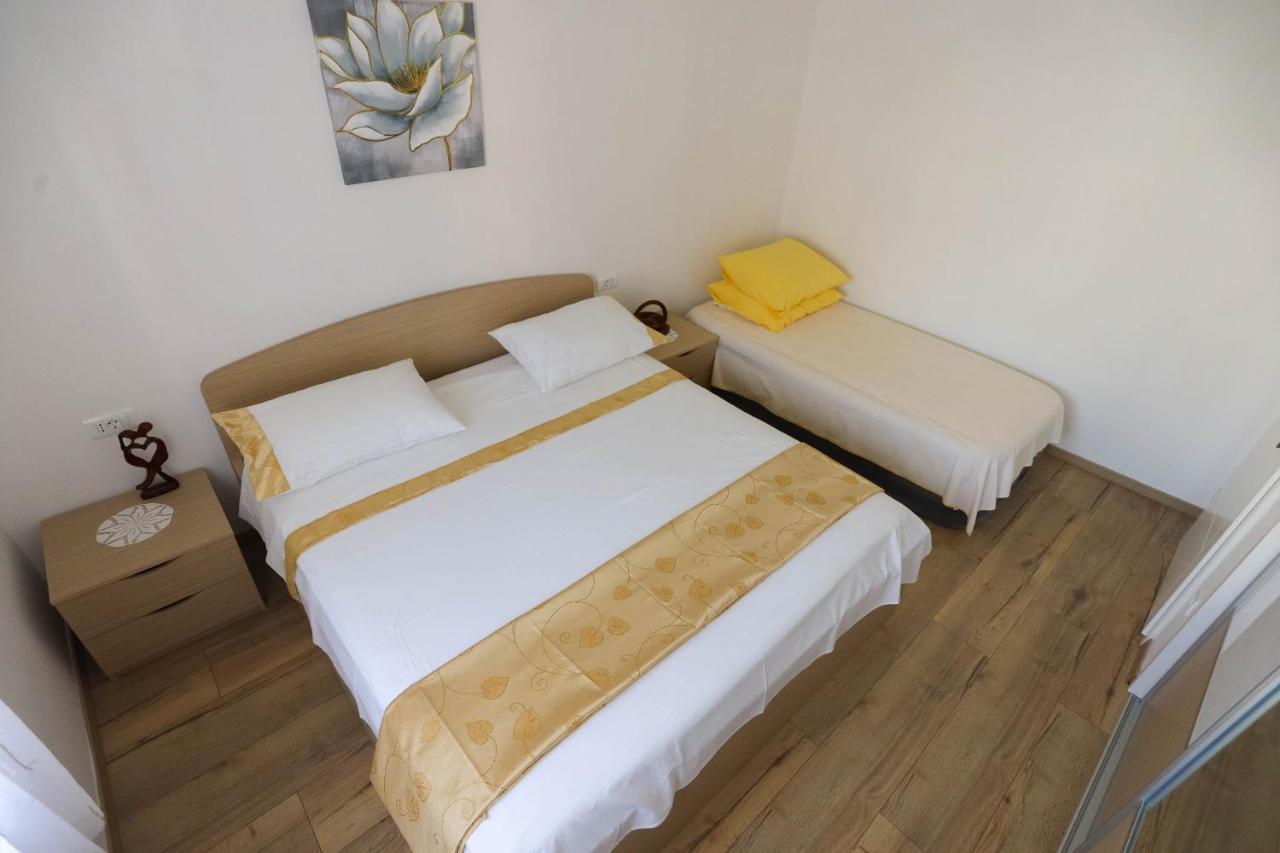 Apartman Marel Žrnovnica Exteriér fotografie