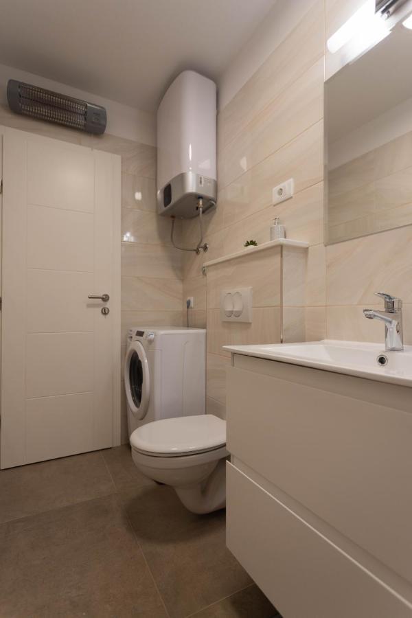 Apartman Marel Žrnovnica Exteriér fotografie